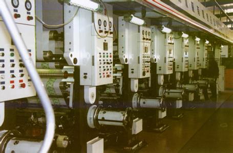 2013������������Ϲ�ҵչ����